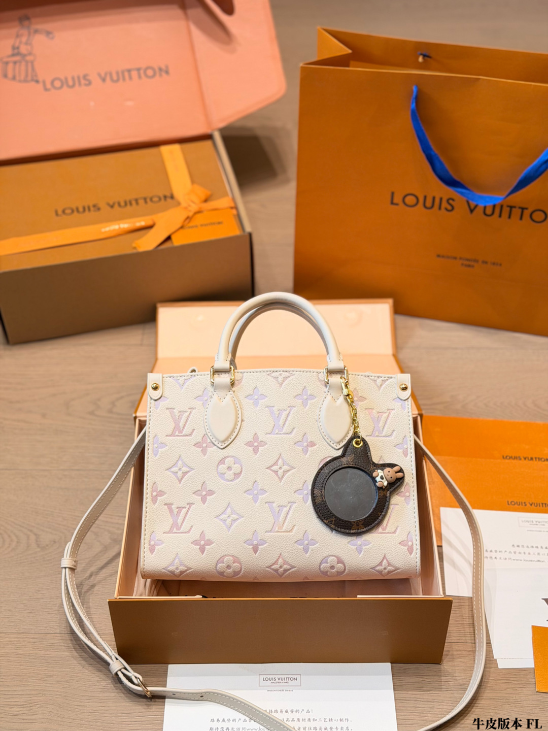 LV Monogram Handbag Cowhide Leather 4 202